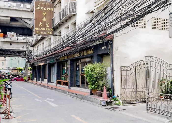 Muangphol Mansion