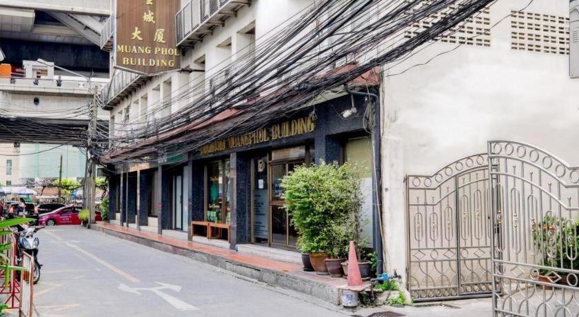 Muangphol Mansion