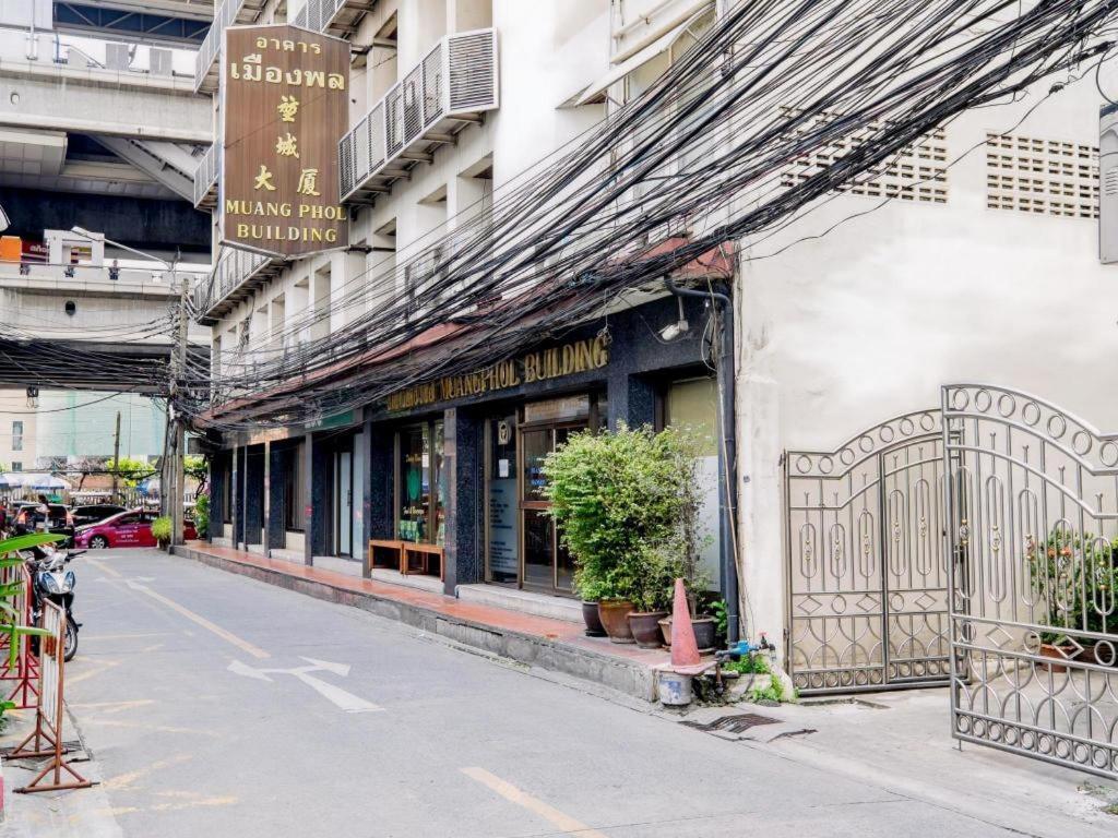 Muangphol Mansion Отель 3*