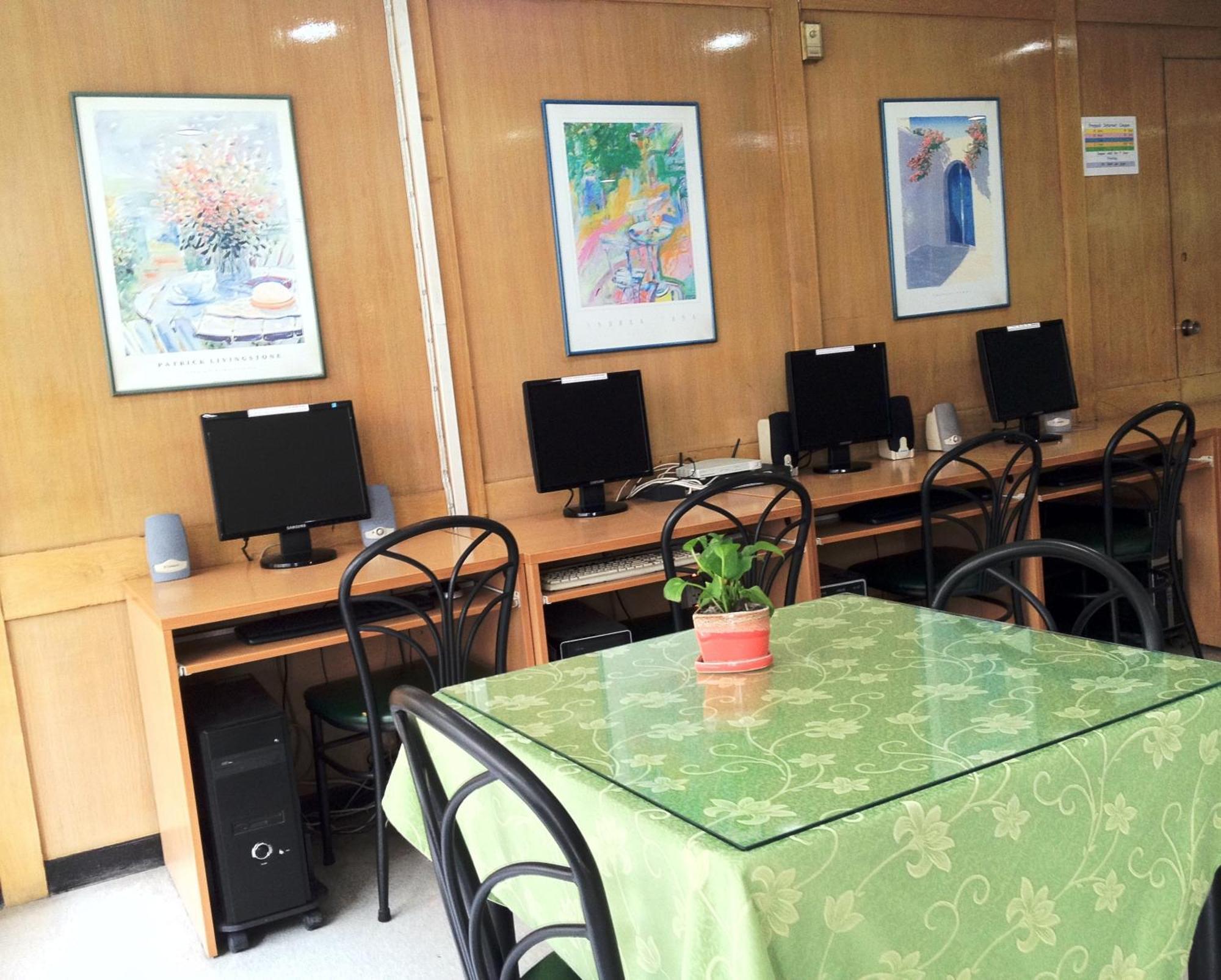 โรงแรม เมืองพล แมนชั่น กรุงเทพมหานคร